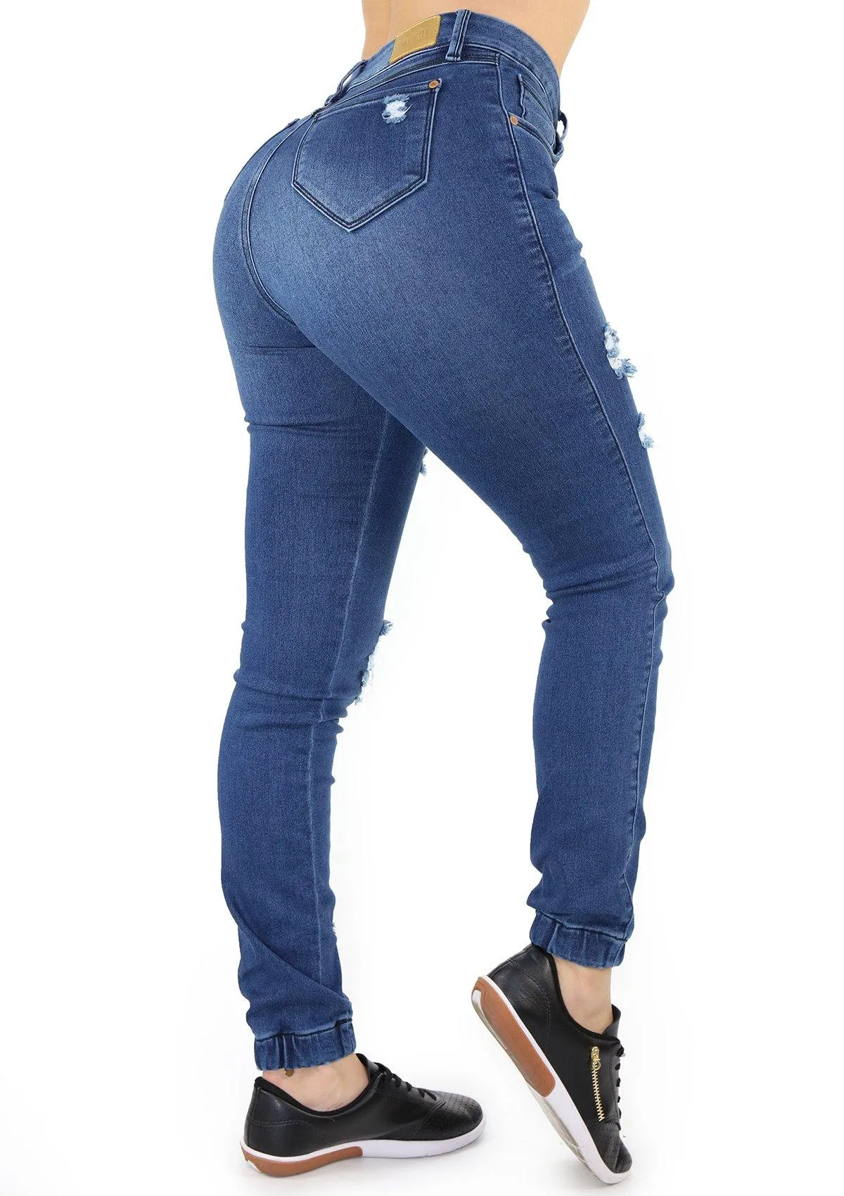 19951 Ripped Joggers Jean by Maripily Rivera