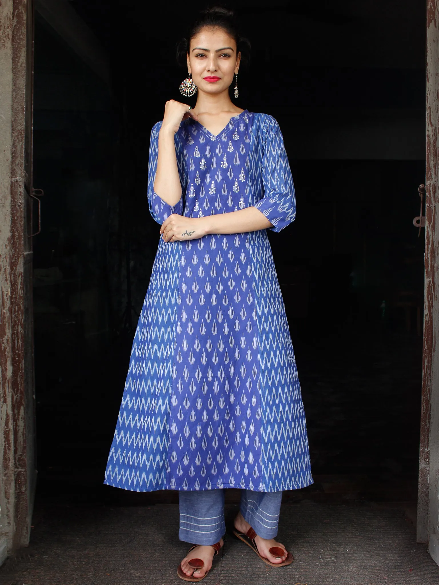 Blue Grey Silk Cotton Ikat Kurta & Pants (Set of 2)- SS01F1413