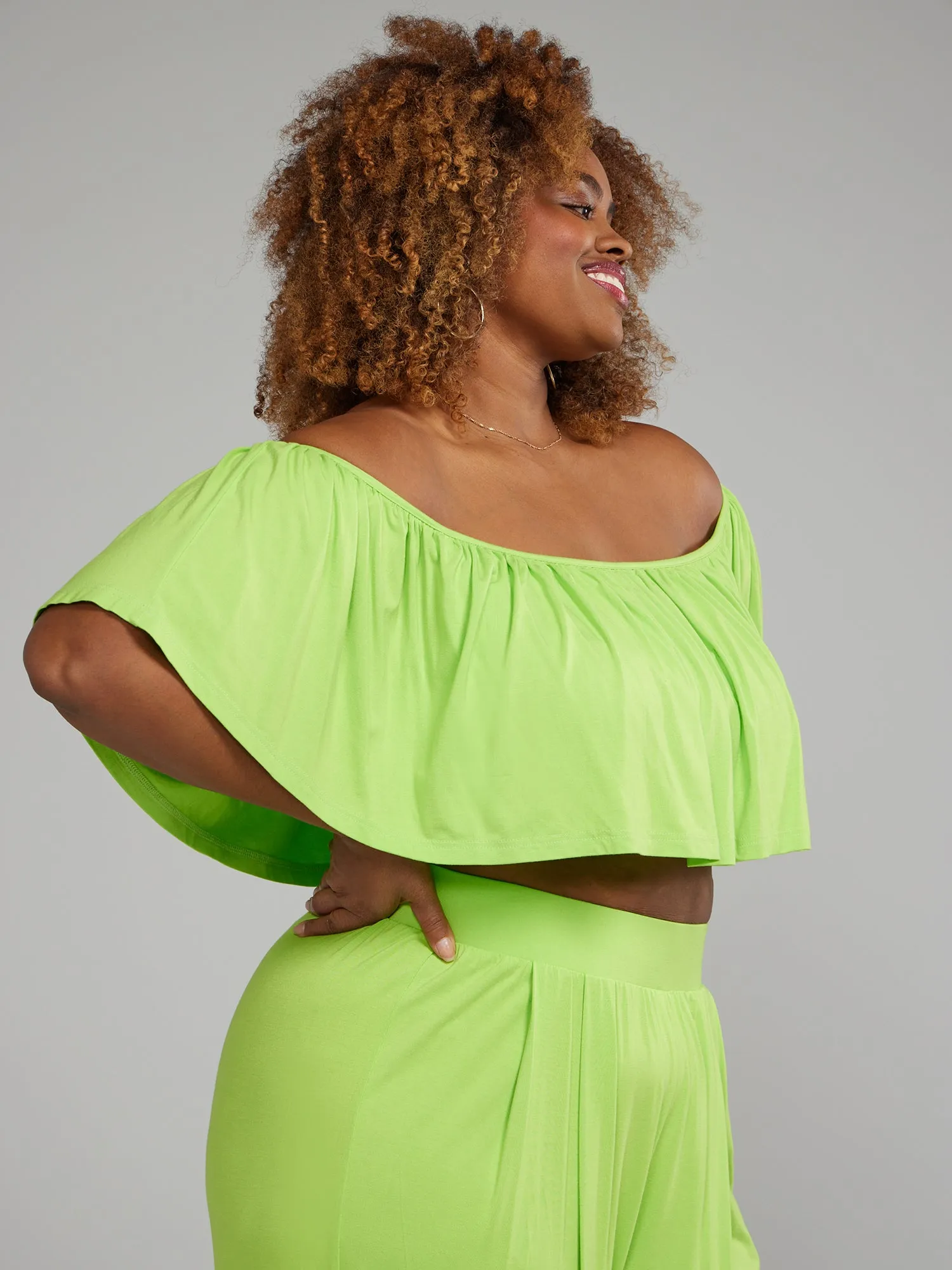Jonna Off Shoulder Ruffle Crop Top