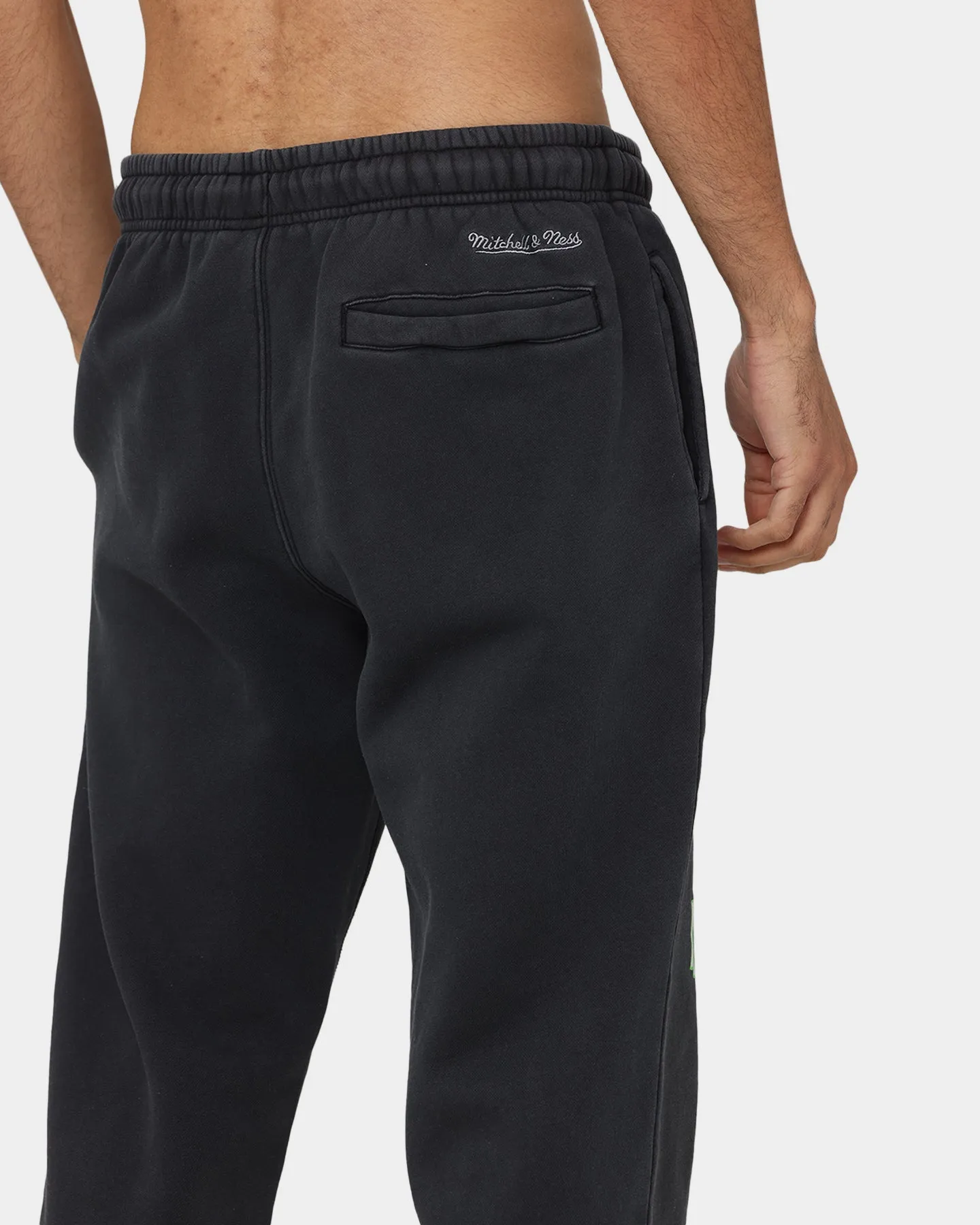 Mitchell & Ness Chicago Bulls Neon Champs Sweat Pants Faded Black