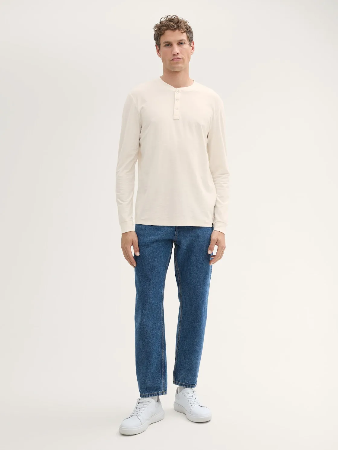 STRUCTURED HENLEY