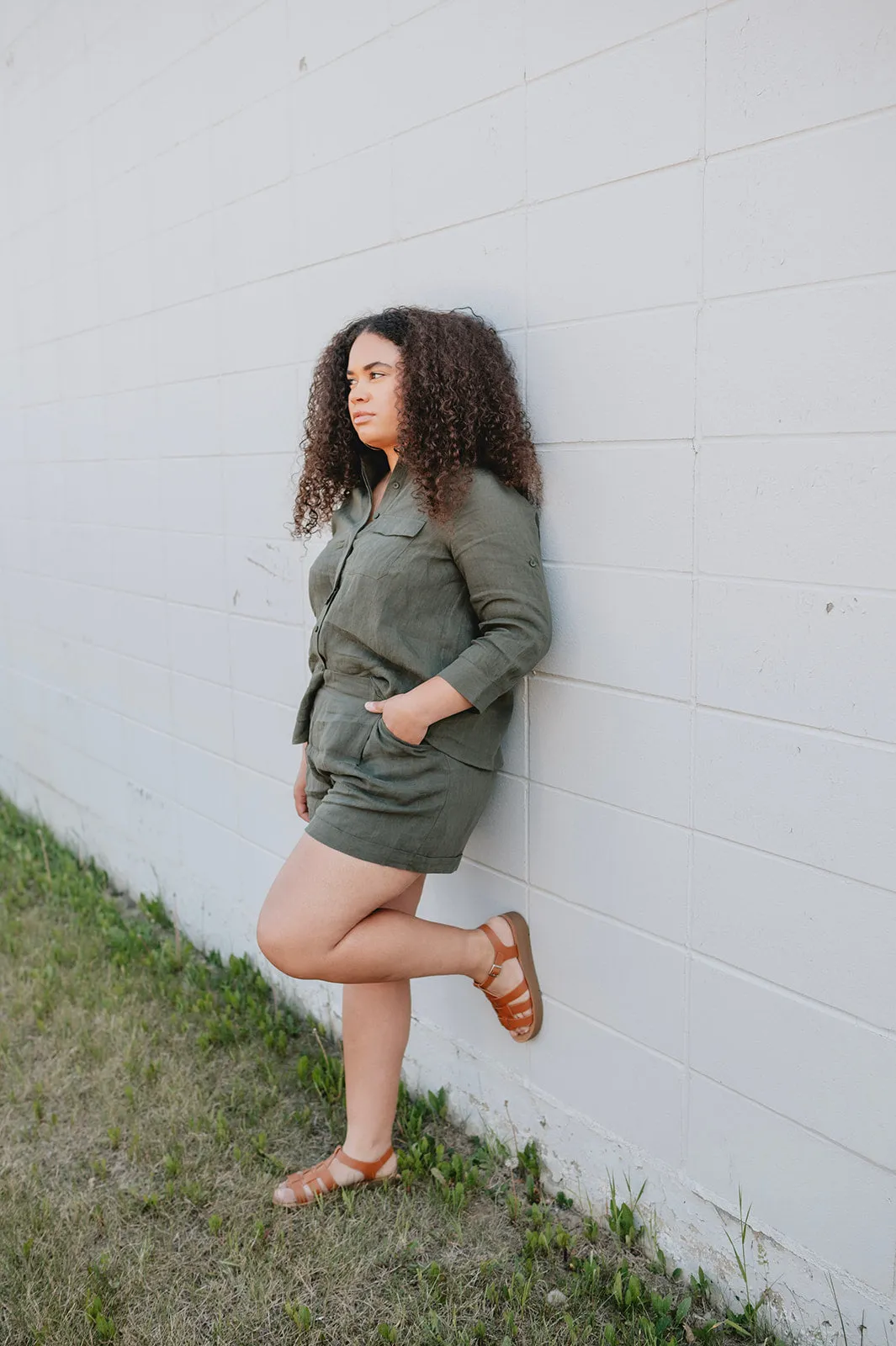 The Gillian Linen Button Shorts - Khaki
